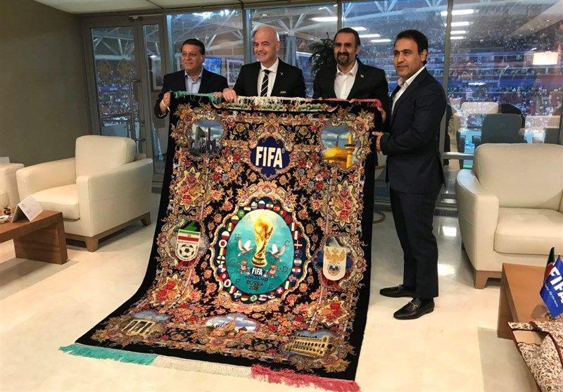 فرش‌هایی که به اسم فوتبال از ایران بیرون می‌رود