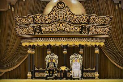 تاجگذاری پادشاه جدید مالزی در کوالالامپور