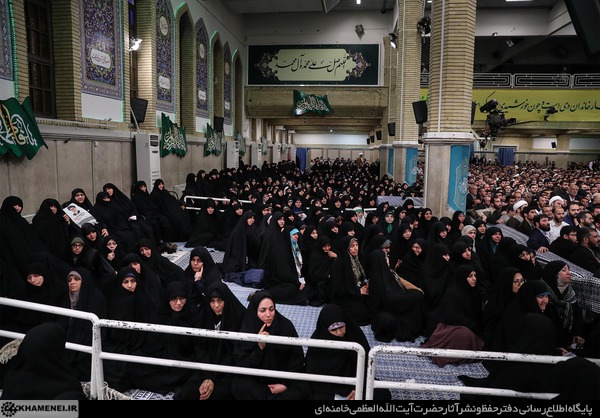 از سرمایه مداحان باید در راه اهداف حسینی و فاطمی استفاده شود/ نباید از دشمن ترسید و دچار اشتباه محاسبه شد/ ملت ایران قوی‌تر از ۴۰ سال قبل و دشمنان آن ضعیف‌تر شده‌‌اند