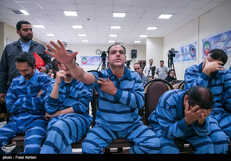 متهم ارزی: 3 بچه دارم و با موتور کار می‌کنم