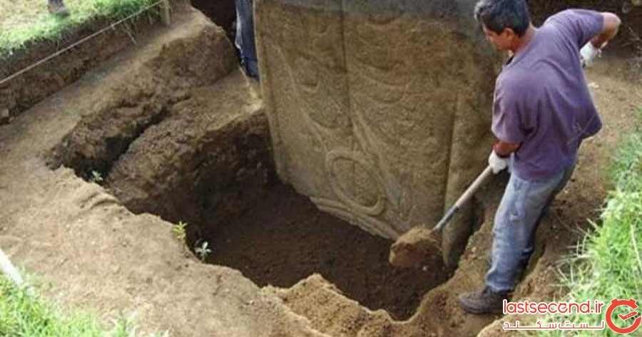 نیمی از مجسمه‌های سر معروف شیلی، زیر زمین بوده است