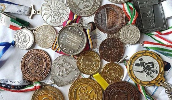 از قهرمانی آسیا تا کولبری در مناطق مرزی کردستان + عکس