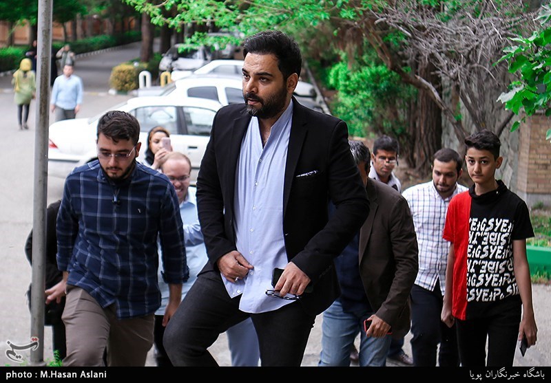 عکس/ تیپ غیر رسمی احسان علیخانی