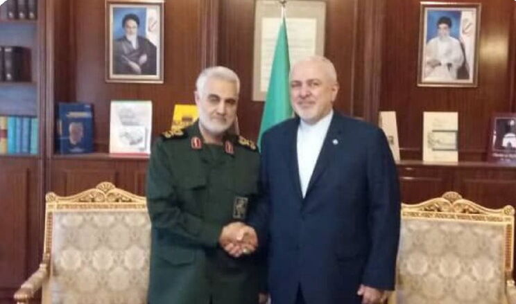 دیدار سردار سلیمانی با ظریف: اقدام آمریکا در تحریم شما جنون آمیز است/ به شما تبریک می گویم که بدلیل انتساب به رهبر معظم، مورد غضب و دشمنی آمریکا قرار گرفته اید