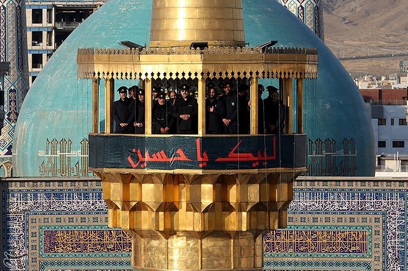 ظهر عاشورایی بارگاه منور امام هشتم(ع) + تصاویر