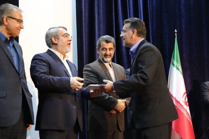 تجلیل وزیر کشور از بانک ملت به عنوان بانک برگزیده استان زنجان
