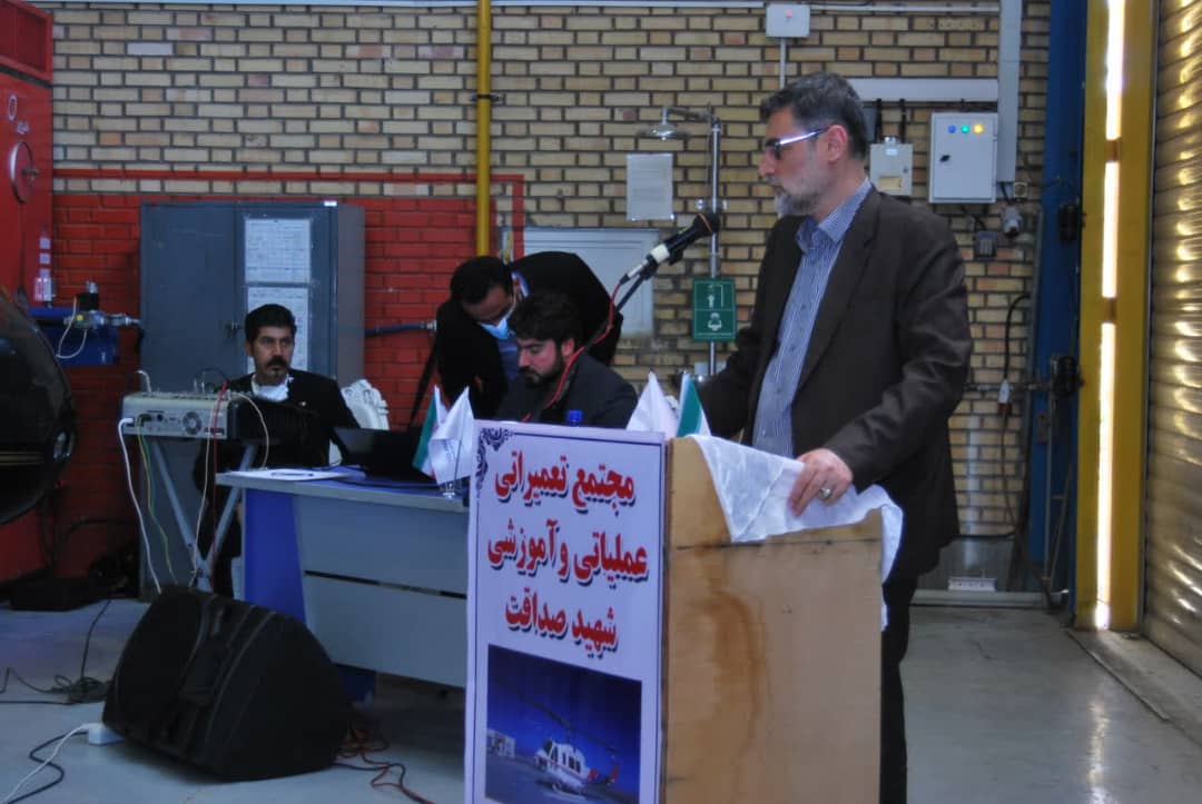 قاضی‌زاده: امیدوارم هرچه زودتر اقدام ساخت هلیکوپتر کنید/کاپیتان قیاسی: خدمات شرکت هلیکوپتری ایران همطراز با کاناداو آمریکا است