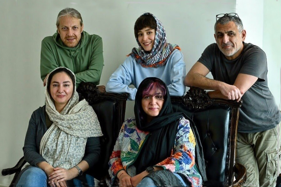 غلبه حاشیه بر متن/ بی جواب ماندن سوالات خبرنگاران