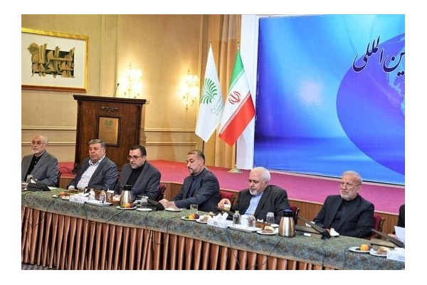 نشست مشورتی امیرعبداللهیان با ظریف، متکی و صالحی