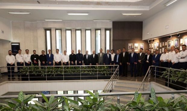 سرمایه‌گذاری آریاساسول در بانک ملت
